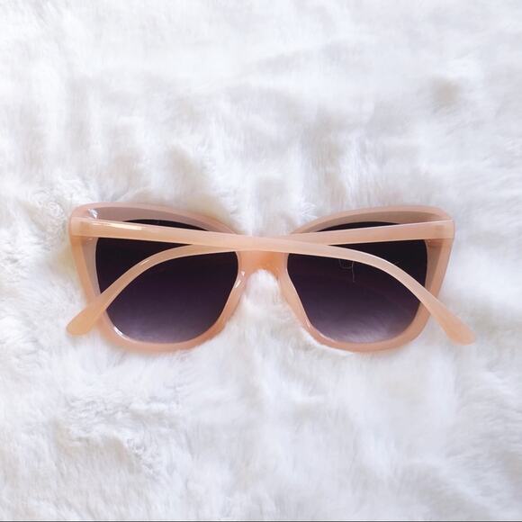 Amelia Pink Cat Eye Full Rim Sunglasses - Picture 8 of 8